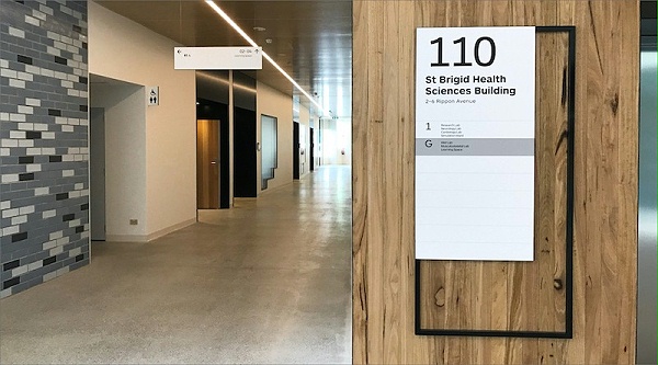 澳大利亚天主教大学标识导视设计6