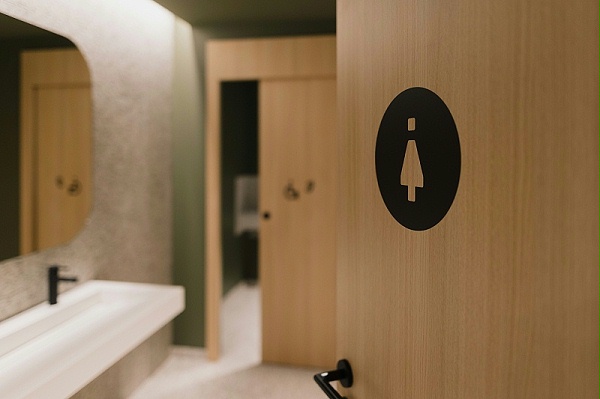 里昂Étoile办公楼标识导视系统设计7