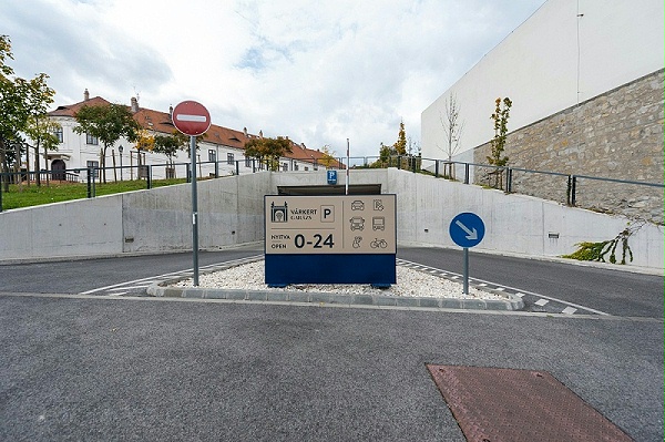 Várkert Bazár车库标识导视系统设计1