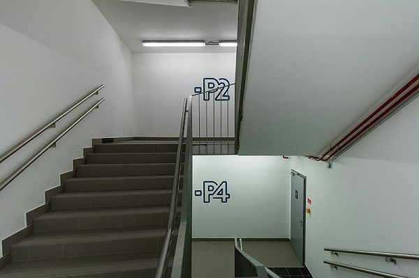 Várkert Bazár车库标识导视系统设计9