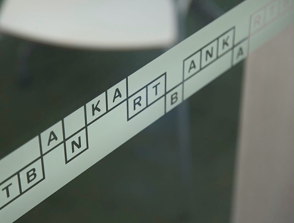 Artbank办公室标识导视系统设计6