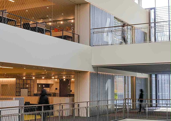 大阪电气通信大学创新广场标识导视2