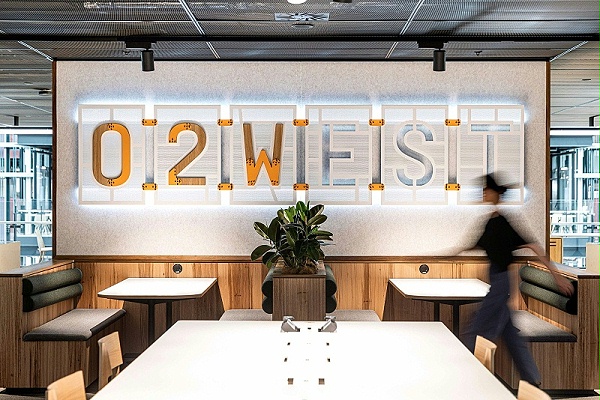 The Foundry办公楼标识导视系统设计3