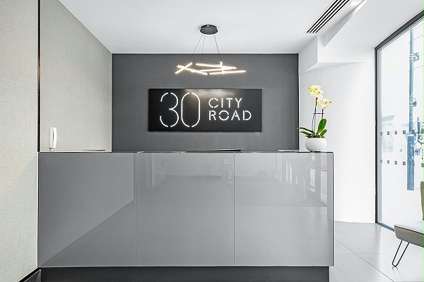 伦敦城市路30号办公楼标识导视系统设计4