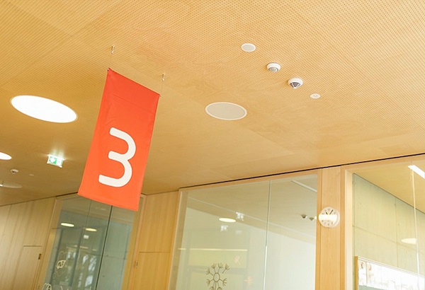 Volksschule Erlach学校标识导视设计4