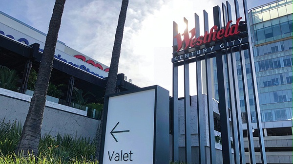 伦敦westfield世纪城标识导视设计1