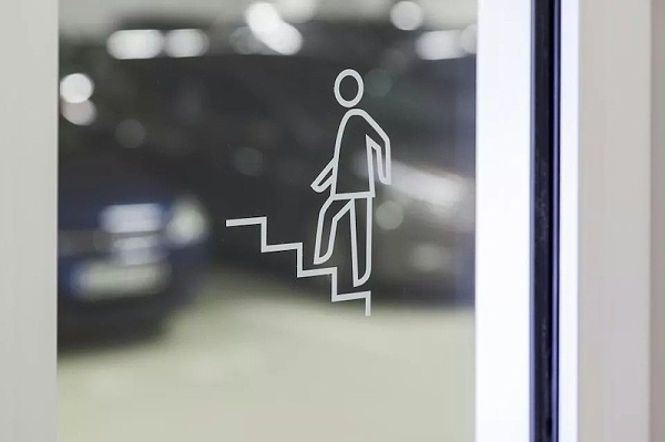 sokadach公司标识导视系统设计2