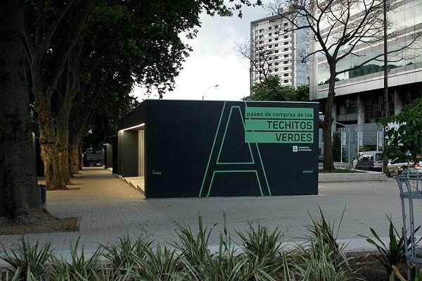 Techitos Verdes集市标识导视设计1