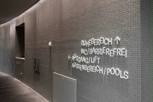 帕拉塞尔萨斯泳池健康中心标识设计2