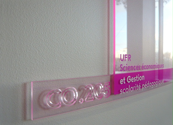 土伦大学标识导视系统设计7