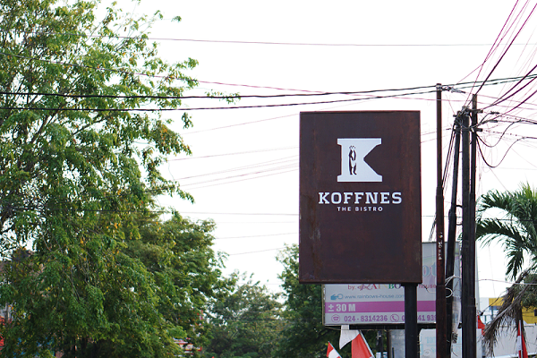 koffnes the bistro咖啡馆标识导视设计2