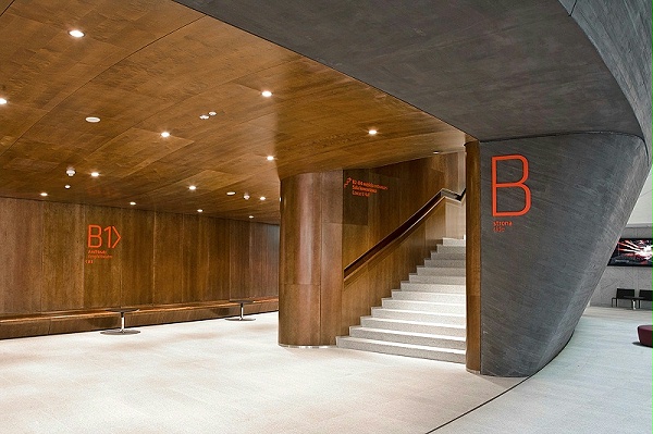 波兰NOSPR音乐厅标识导视系统设计1