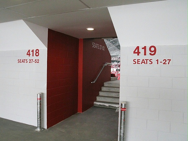 1新加坡国家体育场标识导视系统设计6