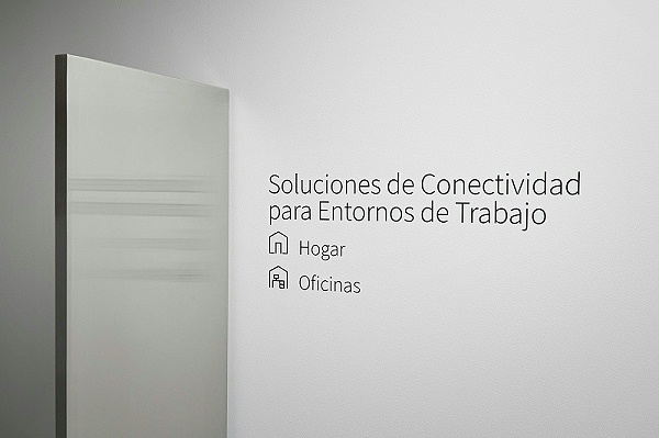 西蒙光之屋商业空间标识导视设计3