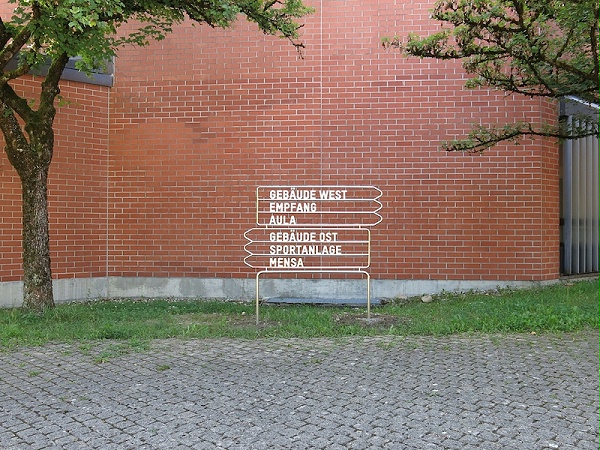 Lerbermatt高中标识导视系统设计4