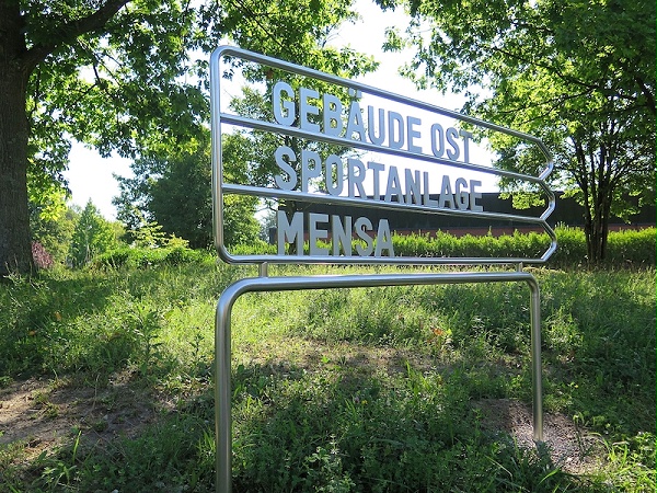 Lerbermatt高中标识导视系统设计2