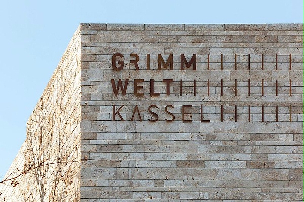 GRIMMWELT博物馆标识导视系统设计1