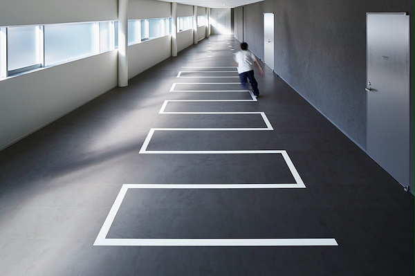 日本龙谷大学体育馆标识导视2