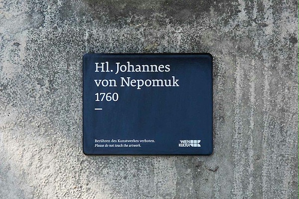 WIENKL公共空间标识导视系统设计5