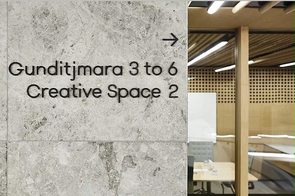 迪肯企业中心标识导视设计赏析5