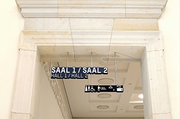 柏林Humboldt Forum博物馆标识导视设计5