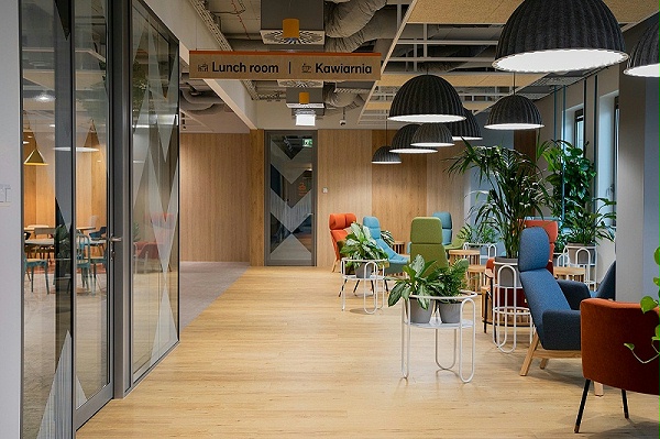 NN集团华沙办事处标识导视系统设计4