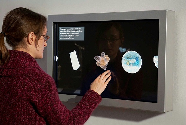 曼哈顿艺术与设计博物馆标识导视设计5