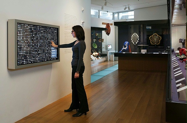 曼哈顿艺术与设计博物馆标识导视设计9