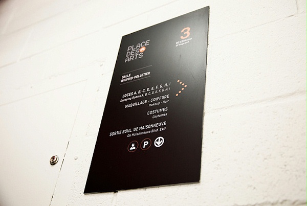 Place des Arts剧院标识导视系统设计11