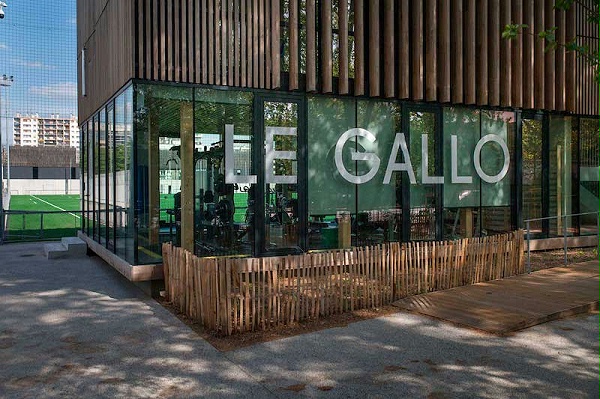 法国legallo体育场标识导视设计1