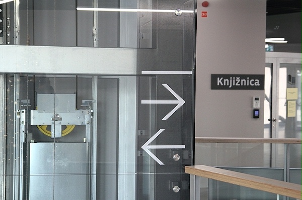 FRI & FKKTl学院标识导视系统设计4