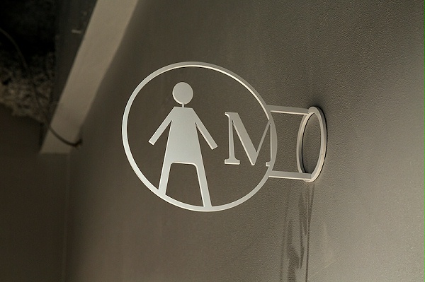 THE EAST创业工作空间标识导视系统设计6