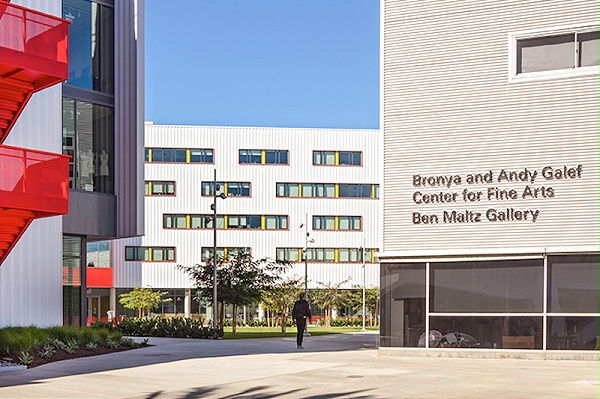 奥的斯艺术与设计学院标识导视系统设计