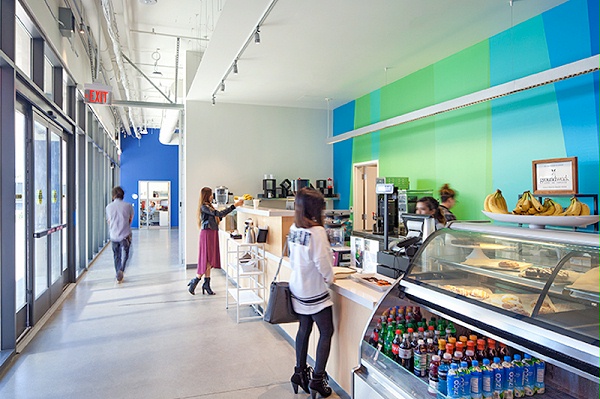 奥的斯艺术与设计学院标识导视系统设计