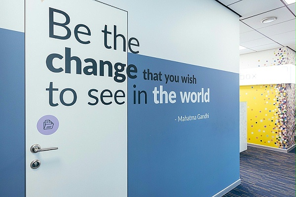 Mindbox工作室标识导视系统设计8