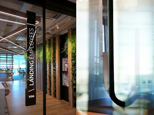 VISA公司阿根廷办公室标识导视系统设计3