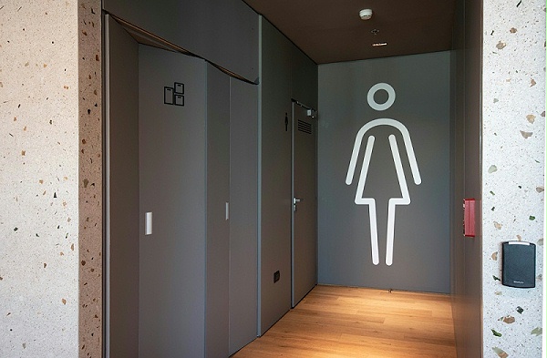 VISA公司阿根廷办公室标识导视系统设计7