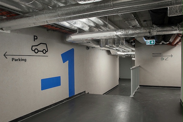 RAJSKA8公寓和Heweliusza18办公楼标识导视设计7