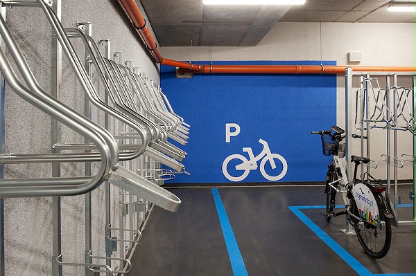 RAJSKA8公寓和Heweliusza18办公楼标识导视设计8