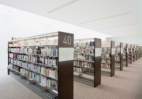 日本白河市立图书馆标识系统设计5