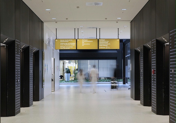 乌尔姆联邦国防军医院标识导视系统设计1