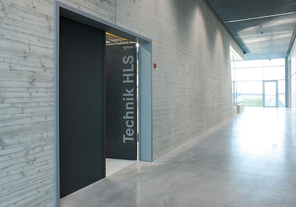 Robatherm空调生产基地标识导视系统设计3