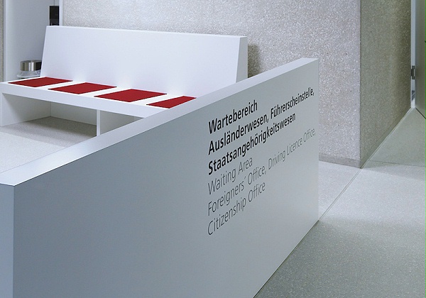 乌尔姆公民服务中心标识导视系统设计3