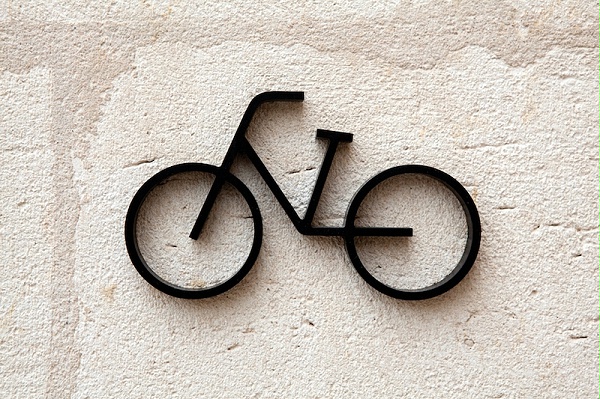 Kering集团总部标识导视系统设计3