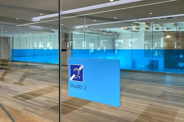 阿什菲尔德运动中心标识导视设计4