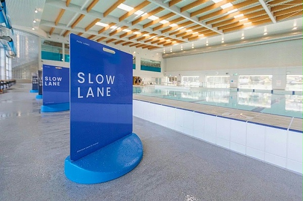 阿什菲尔德运动中心标识导视设计5