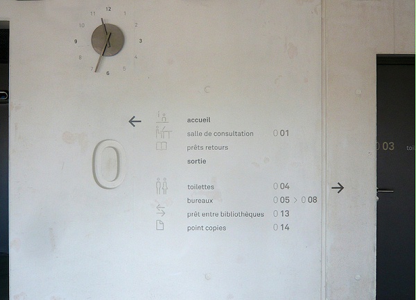 艾克斯马赛大学图书馆标识导视系统设计4