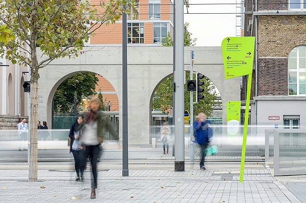 默克集团户外标识导视系统设计3