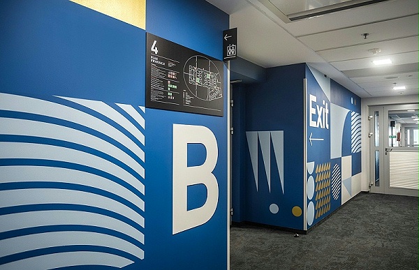 天空塔商业综合体办公区标识导视系统2