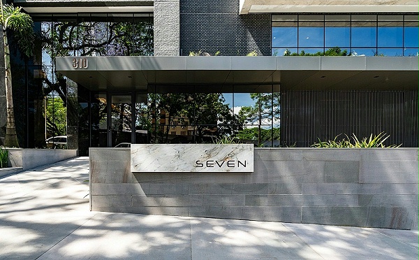 SEVEN公寓标识导视系统设计1